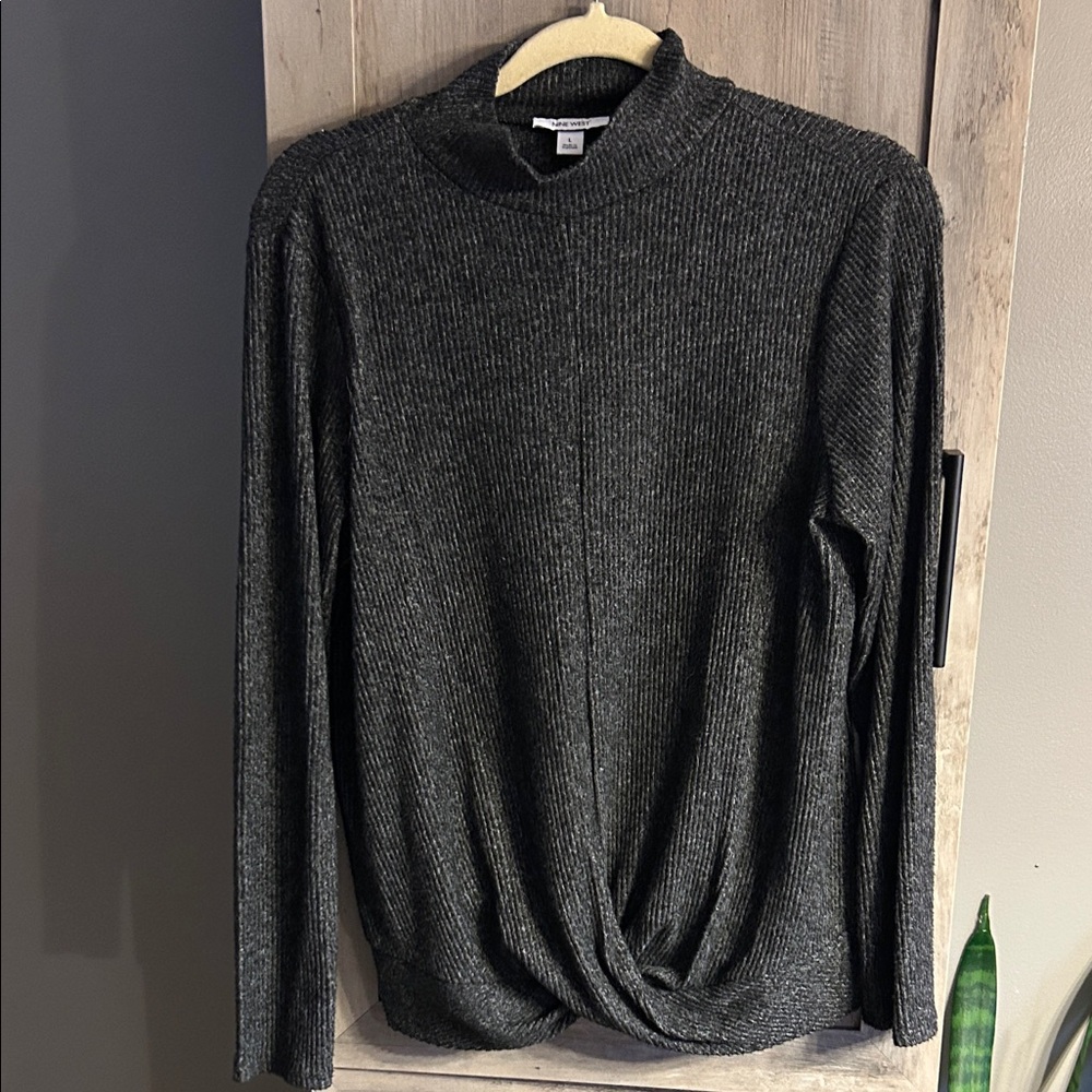 Nine West top